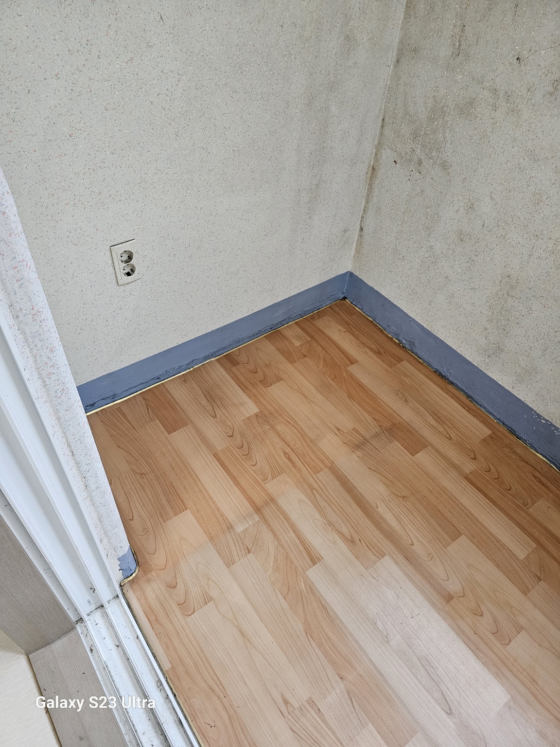 4da7603a2eeb5.jpg