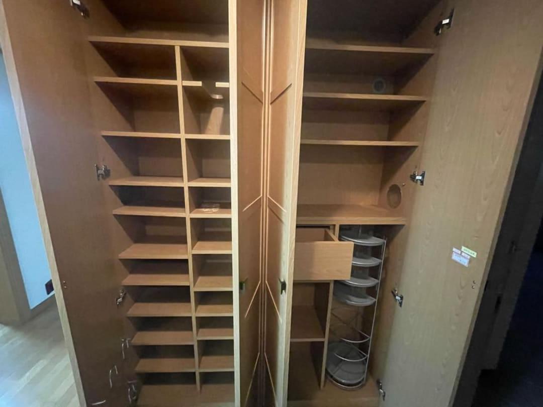 현관 신발장 고인 유품정리