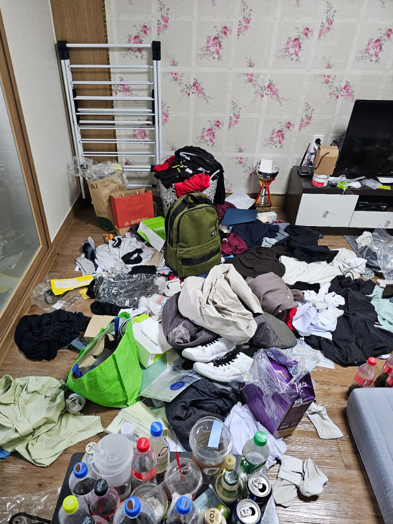 안성시 대덕면 원룸, 쓰레기 청소의 끝판왕 등장! 작업전 이미지
