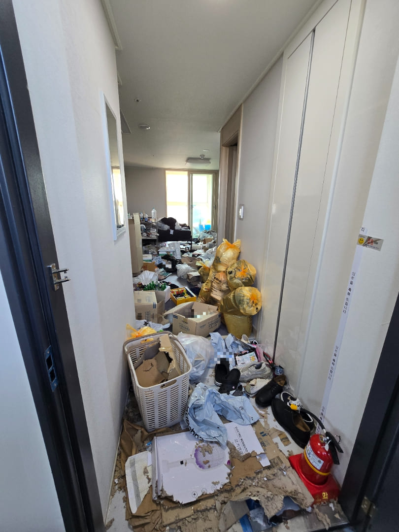 하남시 덕풍동 쓰레기집 복구, 비용 부담 줄이는 방법은? 작업전 이미지