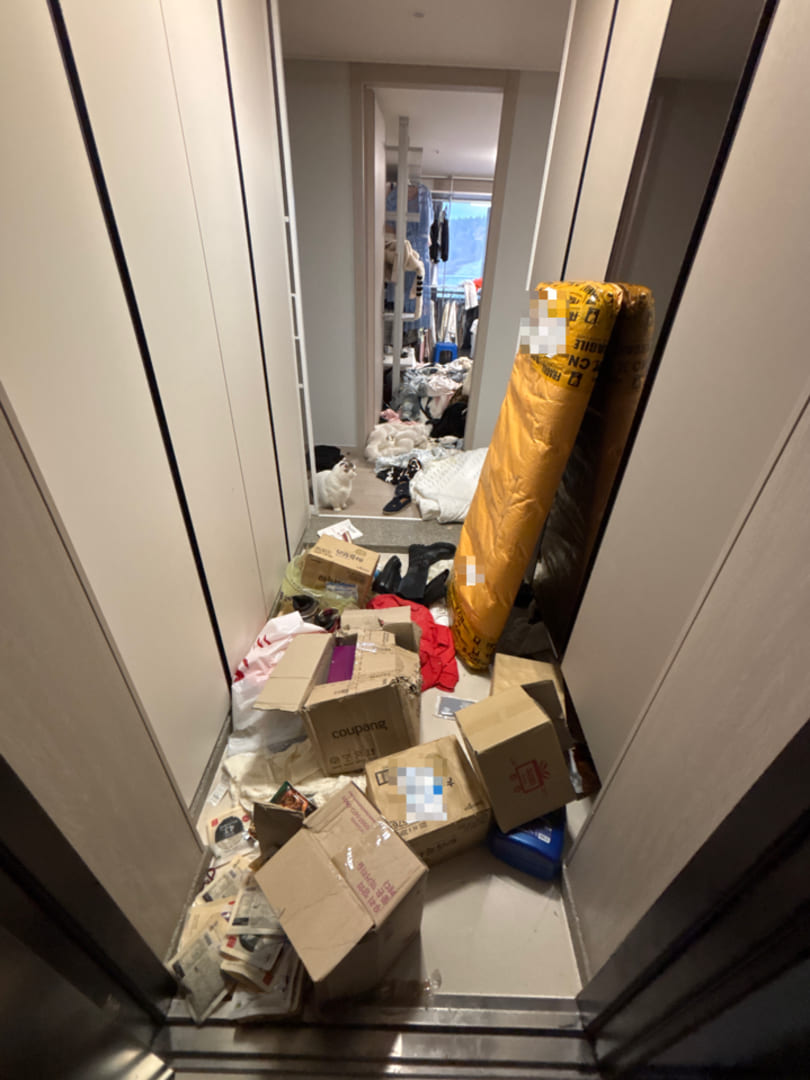 전북 남원시 도통동, 쓰레기집 청소 후 새 삶 시작 작업전 이미지