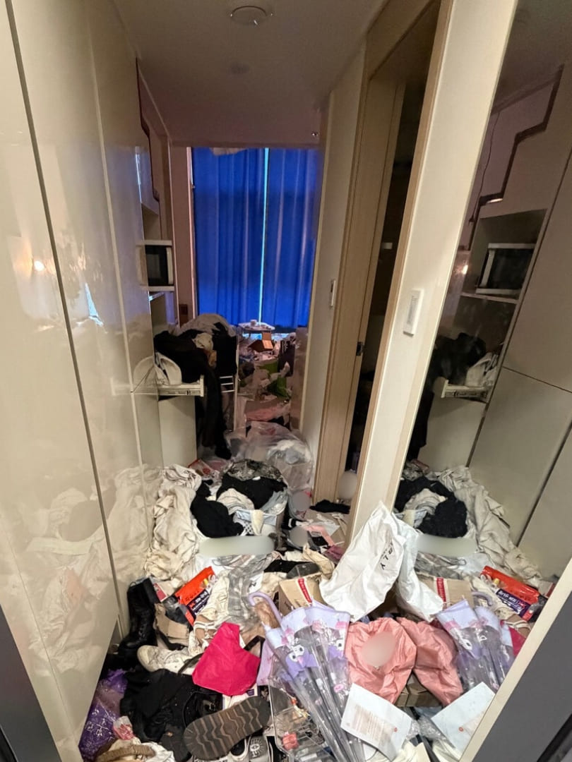 현관 천안특수청소 알바