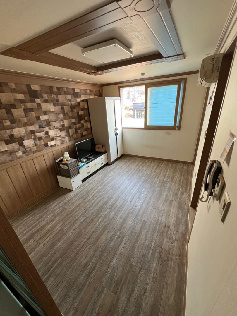 팔복동2가, 쓰레기집 청소 후 눈부신 변신! 전문가의 손길로 새 삶을! 작업후 이미지