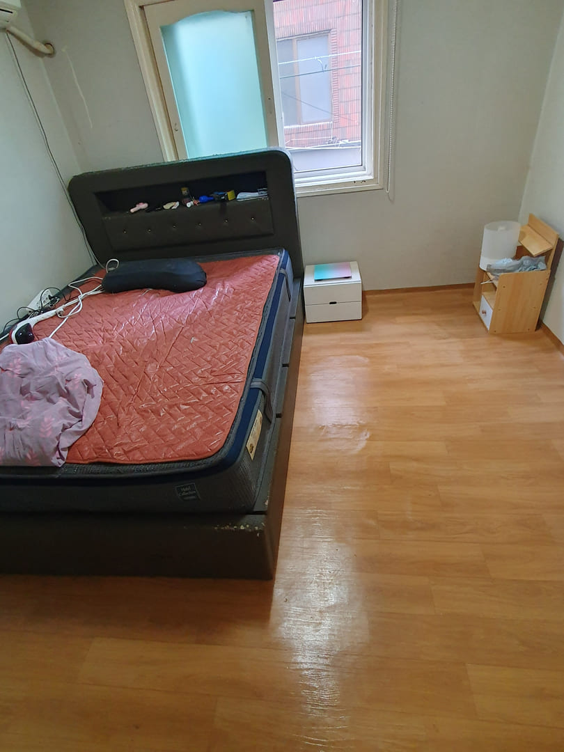 부산 쓰레기집 안방 청소