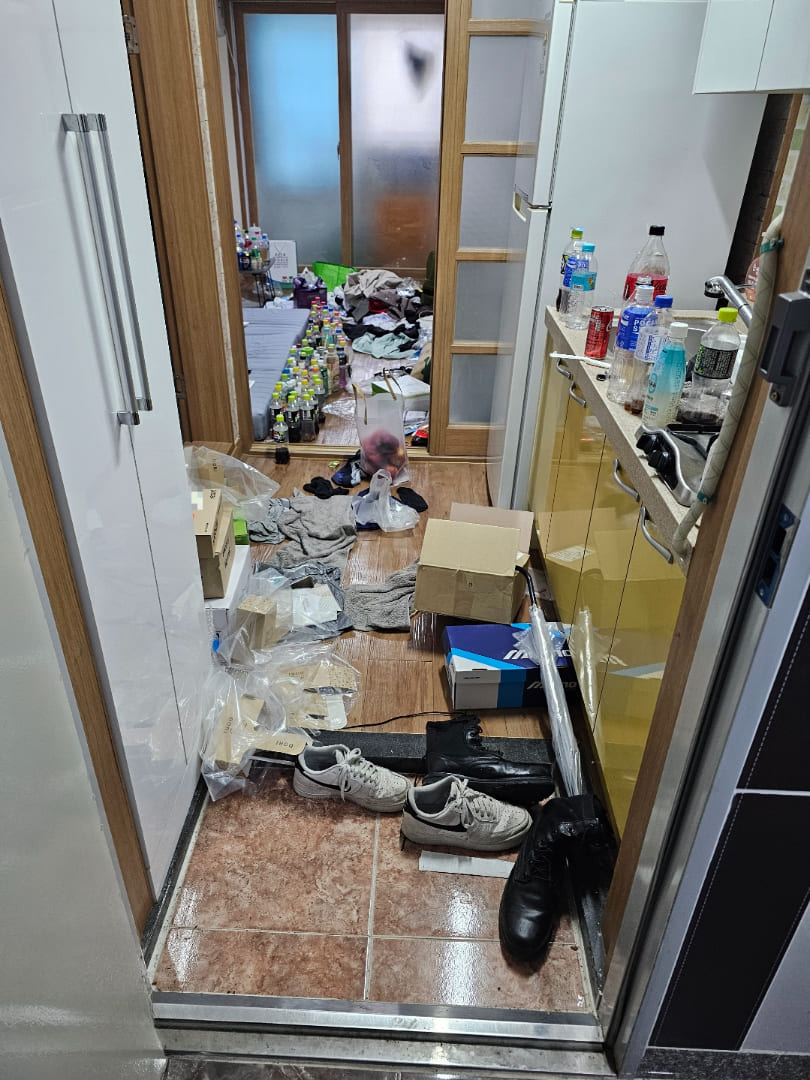서울 용산구 용문동 쓰레기집 청소, 전문가의 손길이 필요합니다! 작업전 이미지