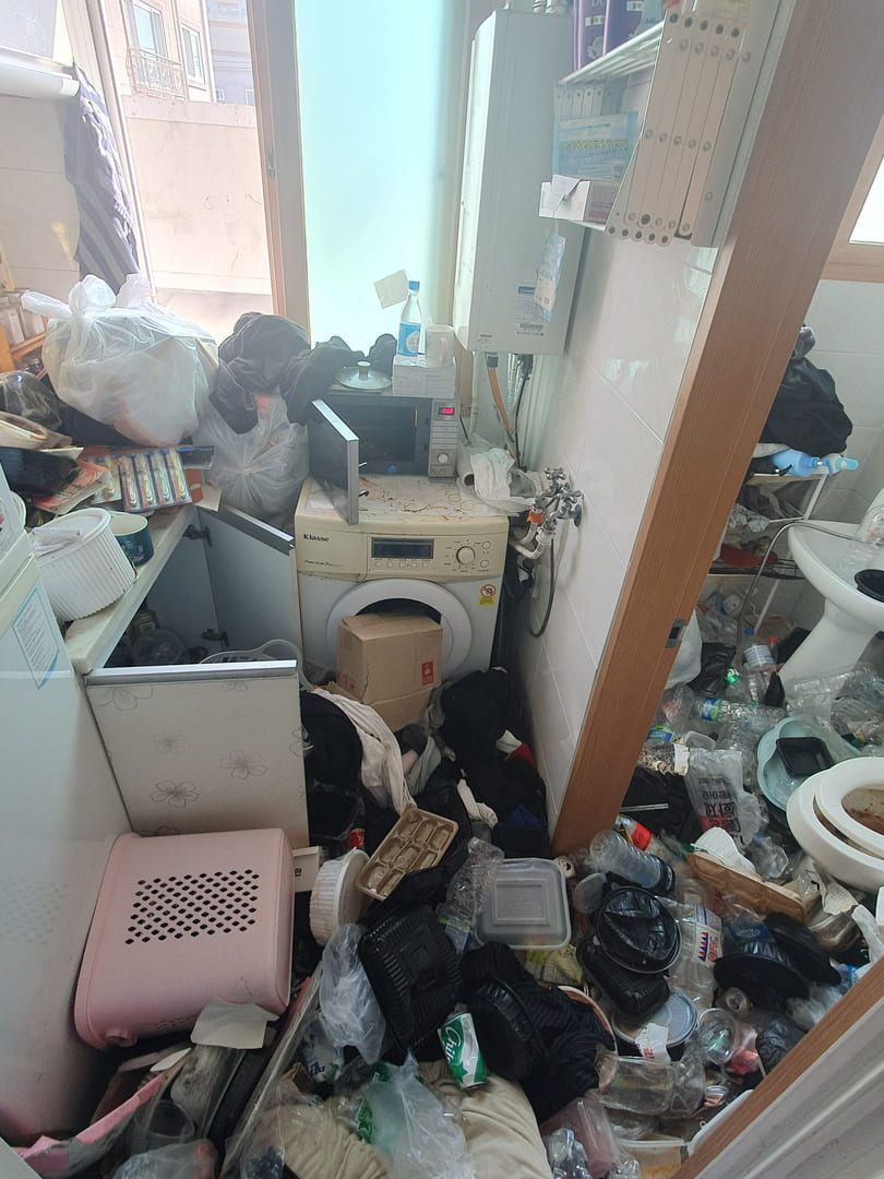 광주 쓰레기집 주방