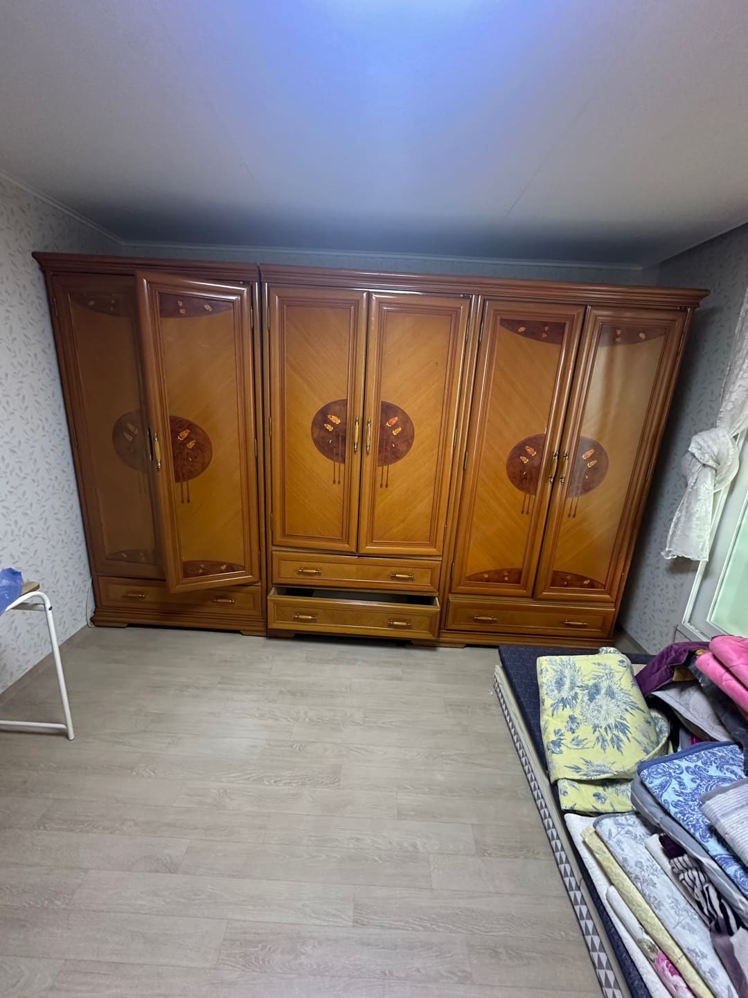 폐가구 장롱