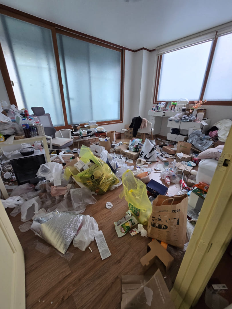 도봉구 창동 원룸, 쓰레기 청소 전문가 등장! 작업전 이미지
