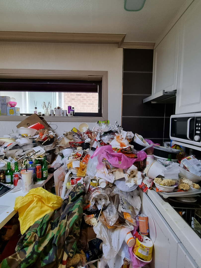 하남시 덕풍동 쓰레기집 복구, 비용 부담 줄이는 방법은? 작업전 이미지