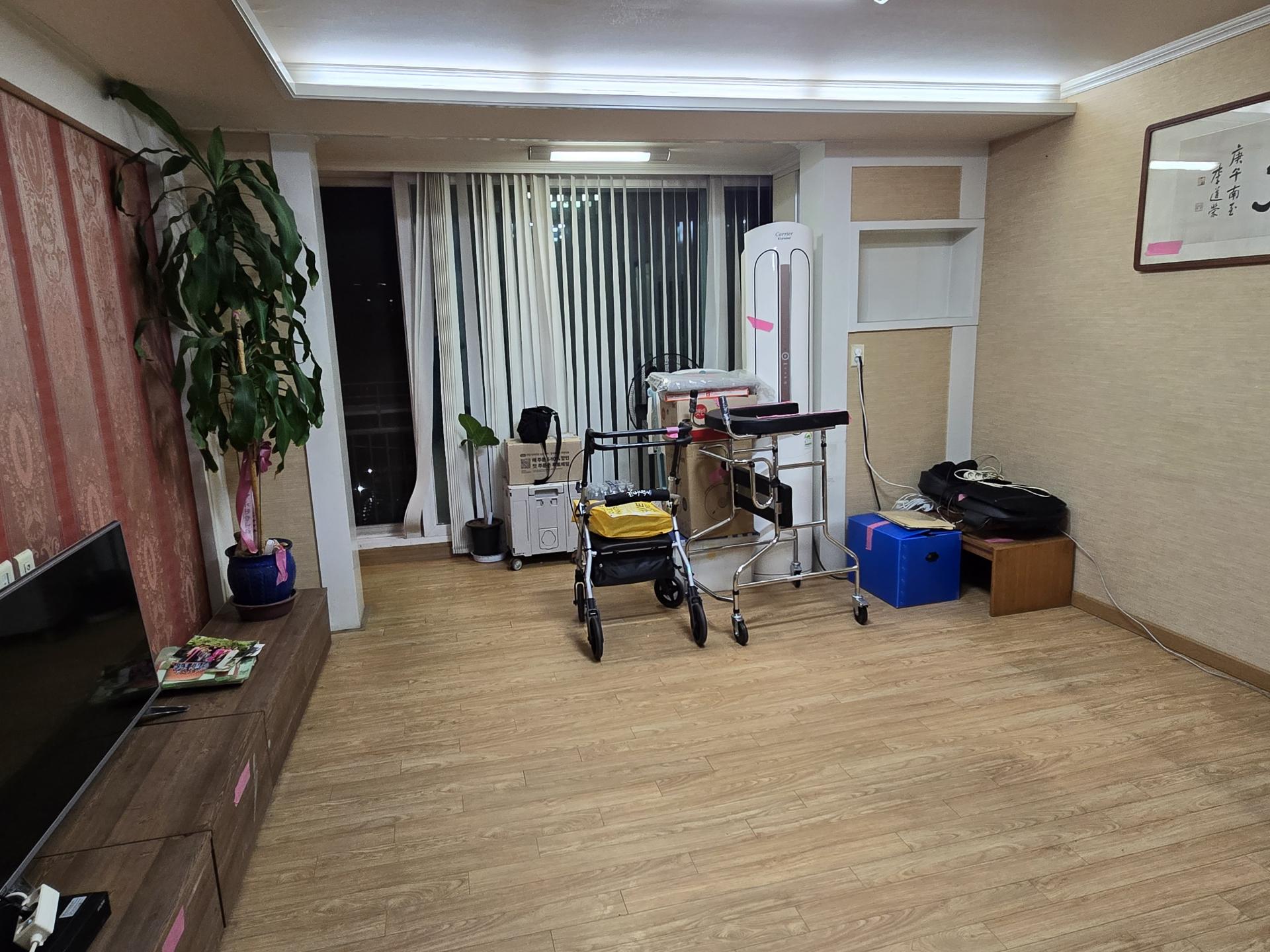 쓰레기집청소 후 사진 1