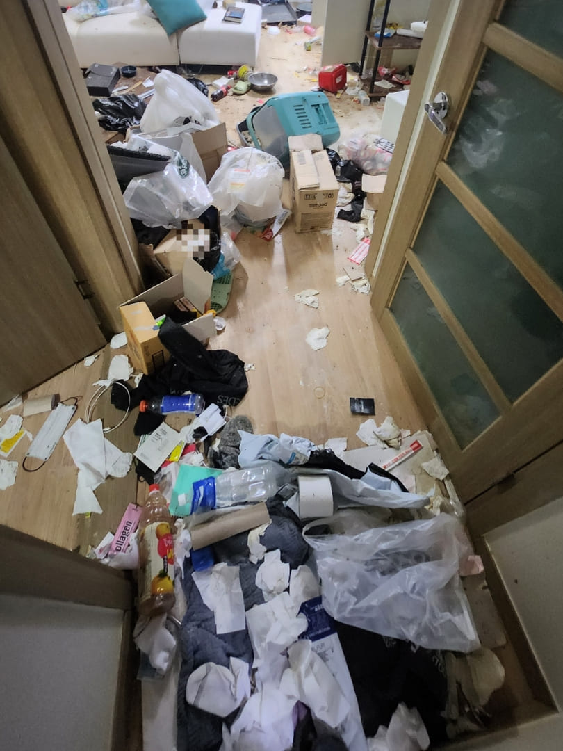 안성시 대덕면 원룸, 쓰레기 청소의 끝판왕 등장! 작업전 이미지