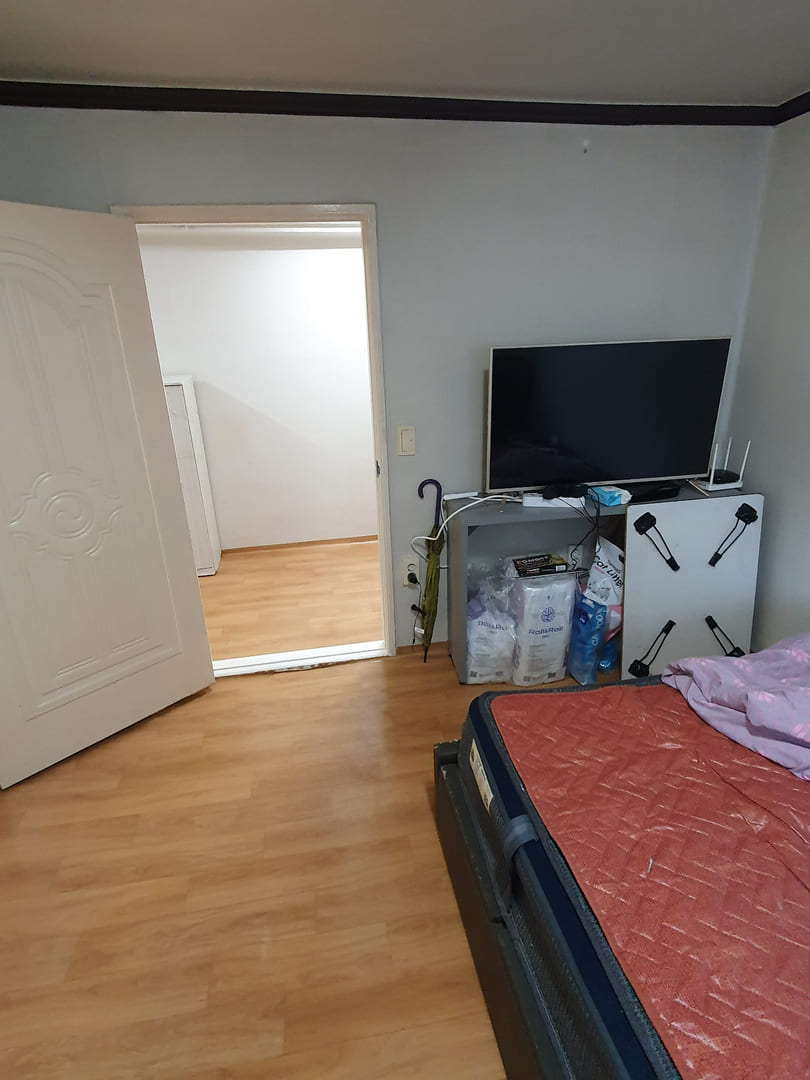 부산 쓰레기집 안방 정리