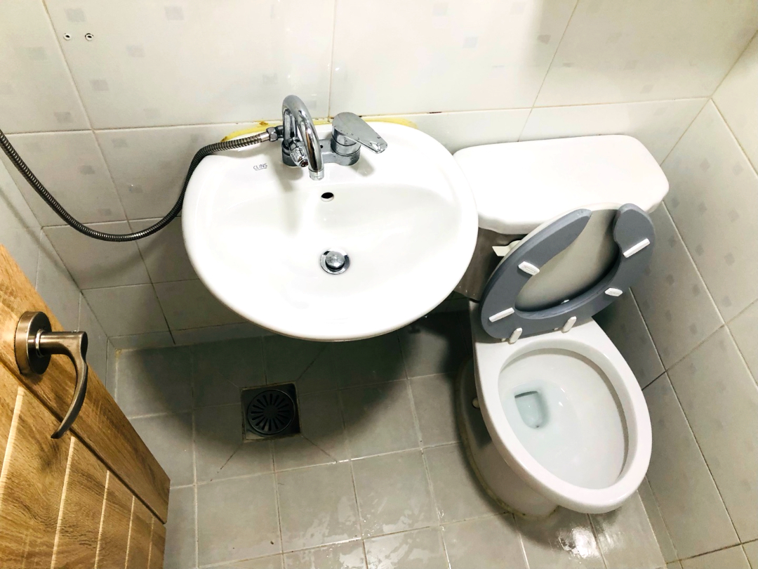 인천 쓰레기집 화장실 청소