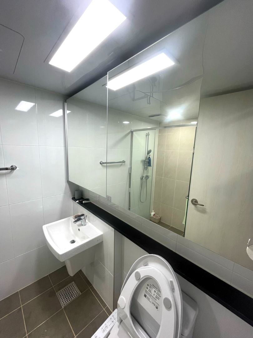 부산 쓰레기집 욕실