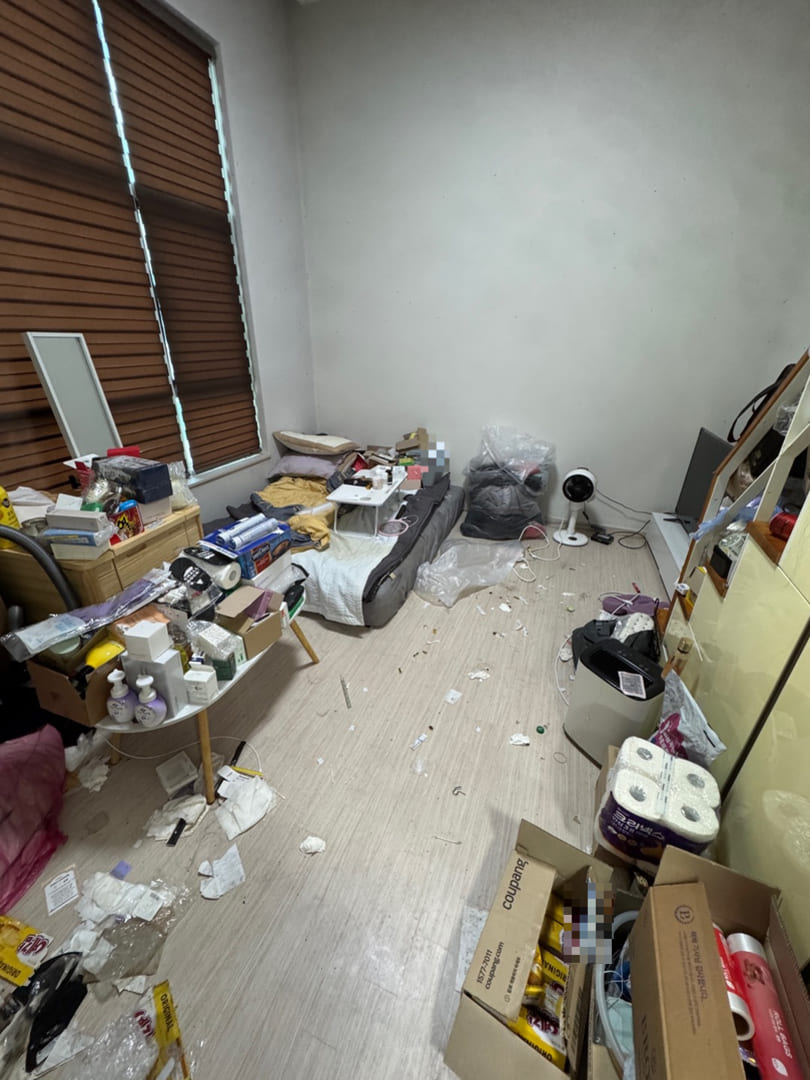 쓰레기집 안방 폐기물 처리