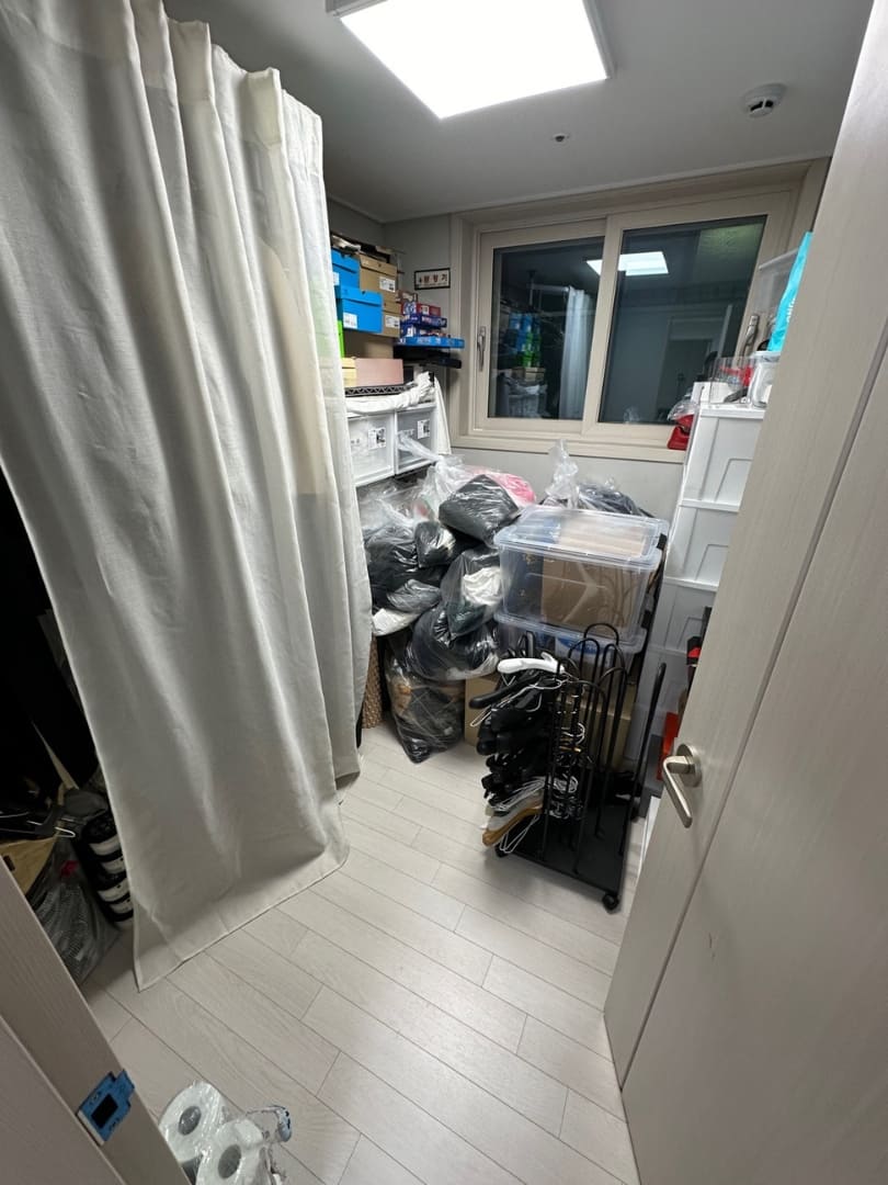 폐기물처리 쓰레기집청소 특수청소 옷방청소
