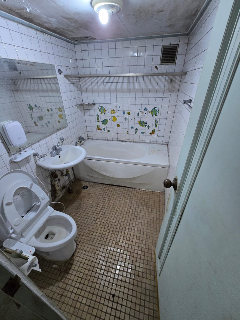 우아한정리 부산 화장실 이사 폐기물 수거 처리