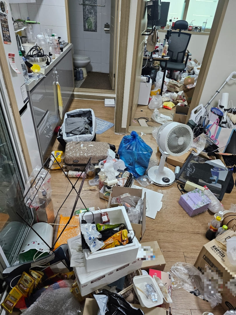 대전 쓰레기집 주방