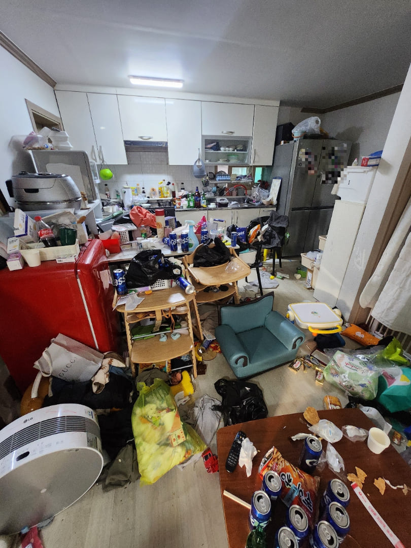 파주시 연다산동, 집쓰레기 청소 전문 서비스 등장! 작업전 이미지