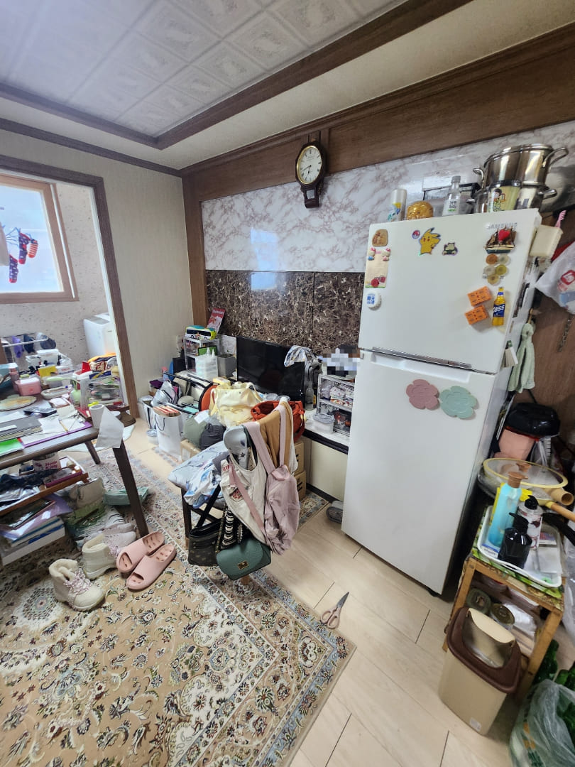 충남 거실 주방 고독사