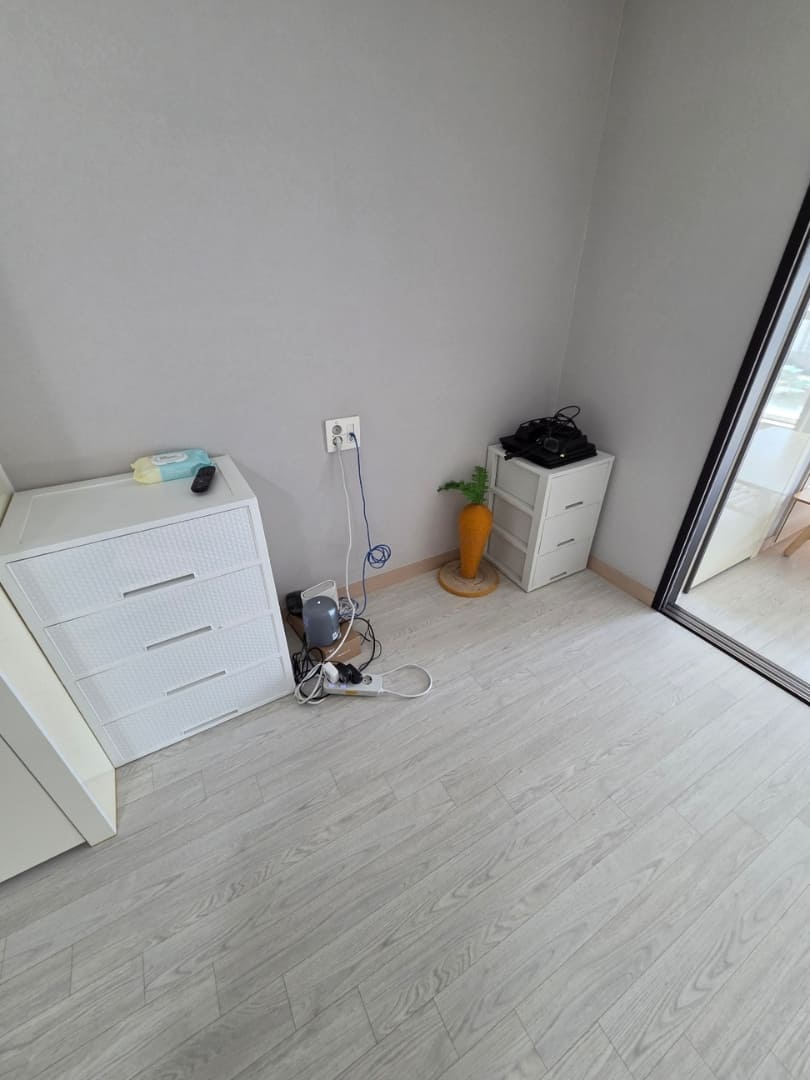 거실 벽면 쓰레기집특수청소 완료