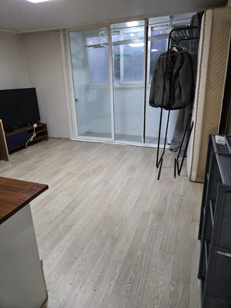 대방동 쓰레기집, 청소 후 기적 같은 변화 경험하세요! 작업후 이미지