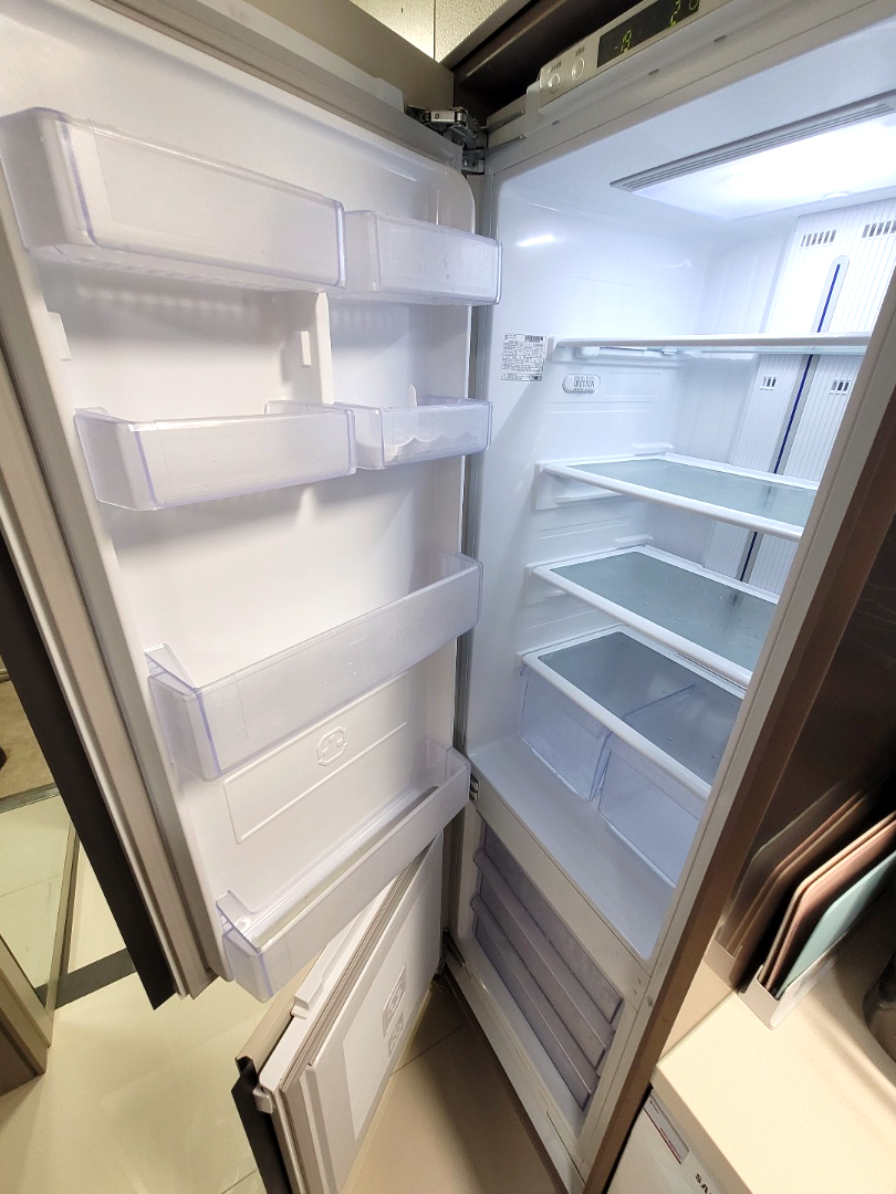 쓰레기집 냉장고 전문 청소