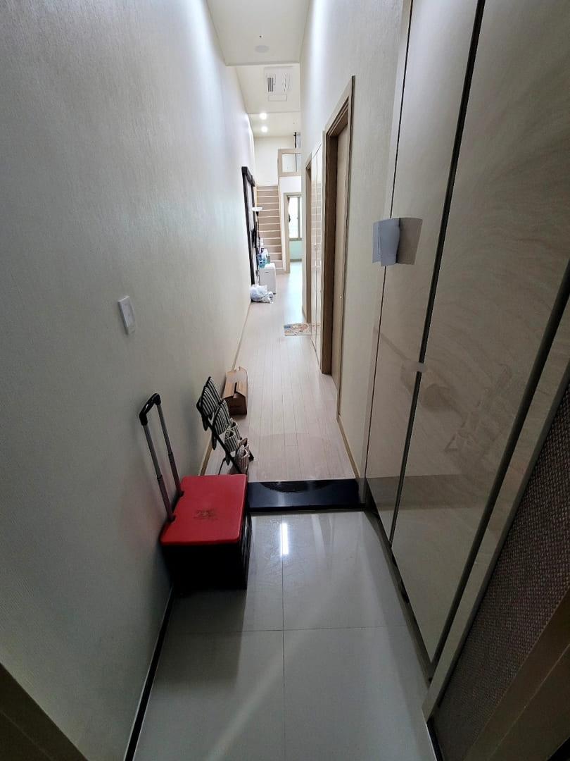 현관 쓰레기집 청소