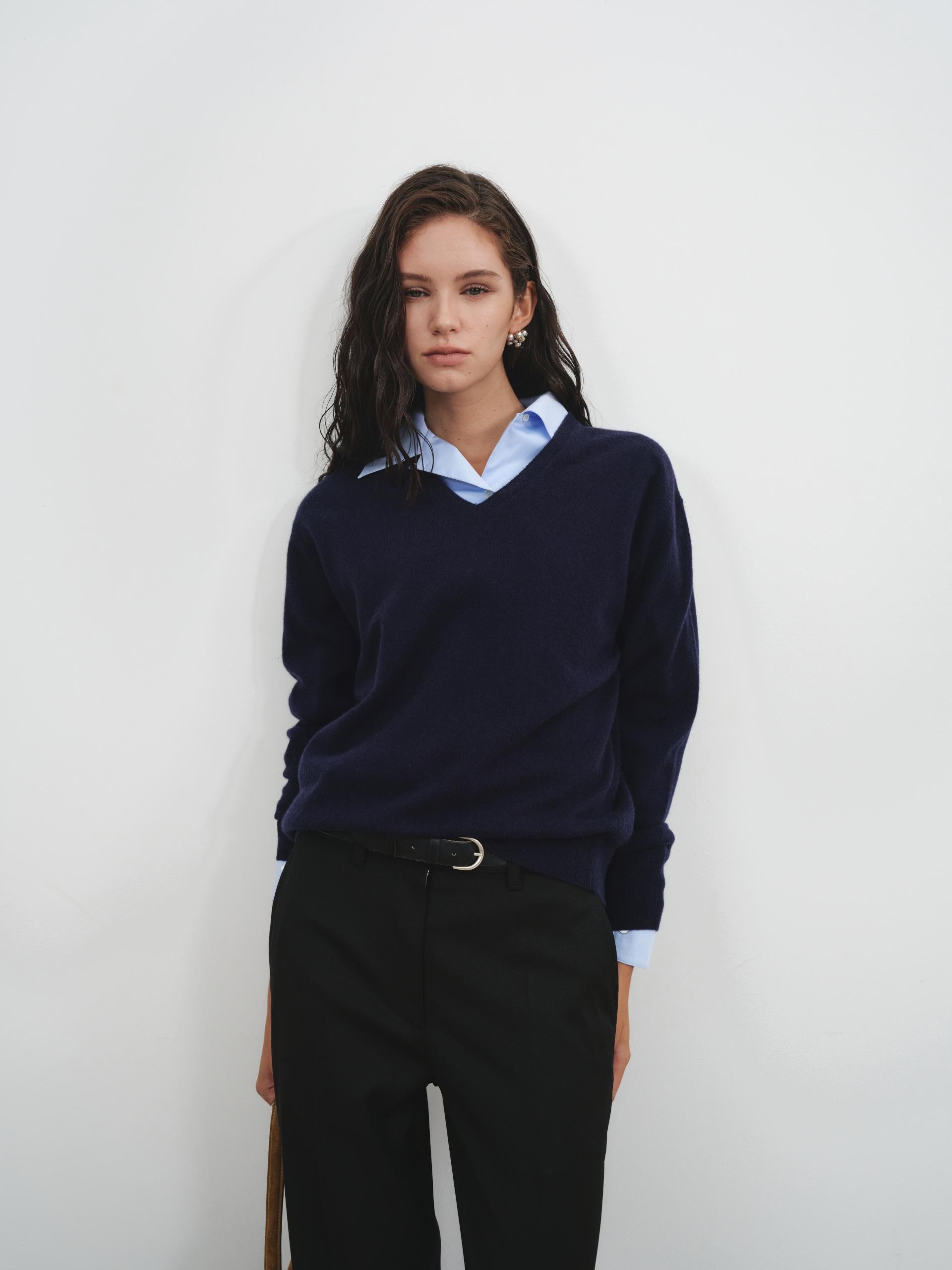 Standard V Neck Sweater in cashmere & wool_4 colors