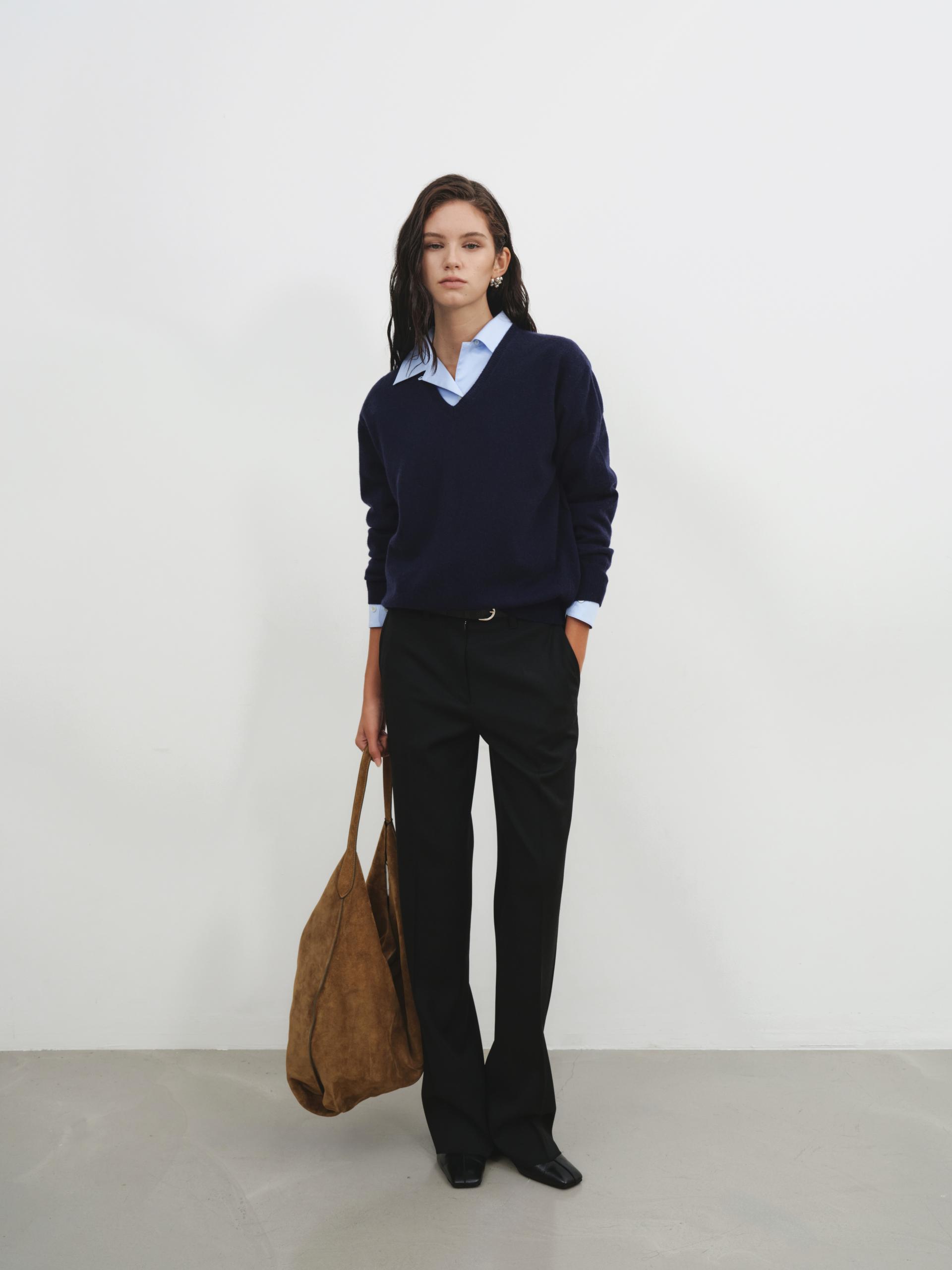 Standard V Neck Sweater in cashmere & wool_4 colors