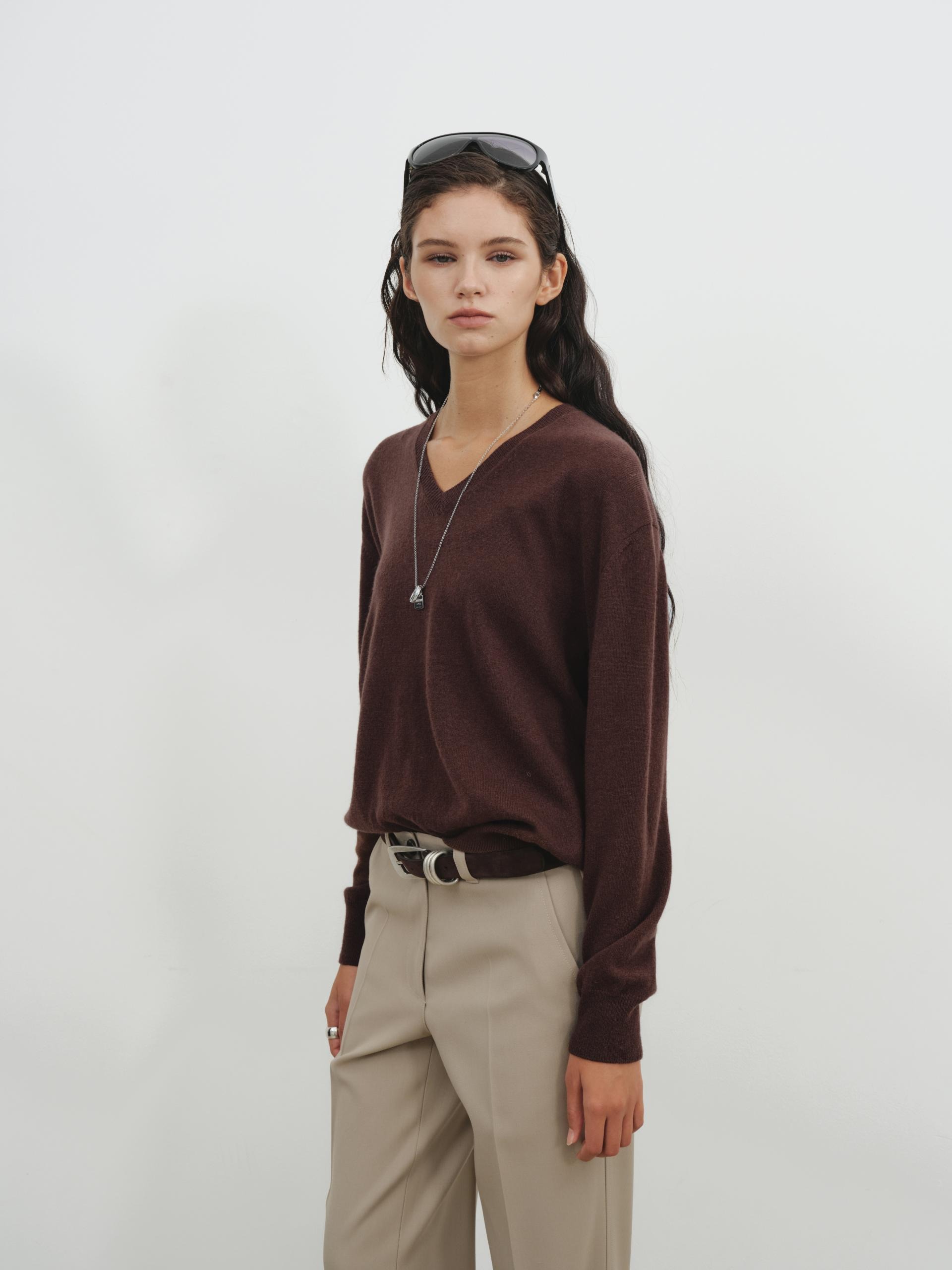 Standard V Neck Sweater in cashmere & wool_4 colors