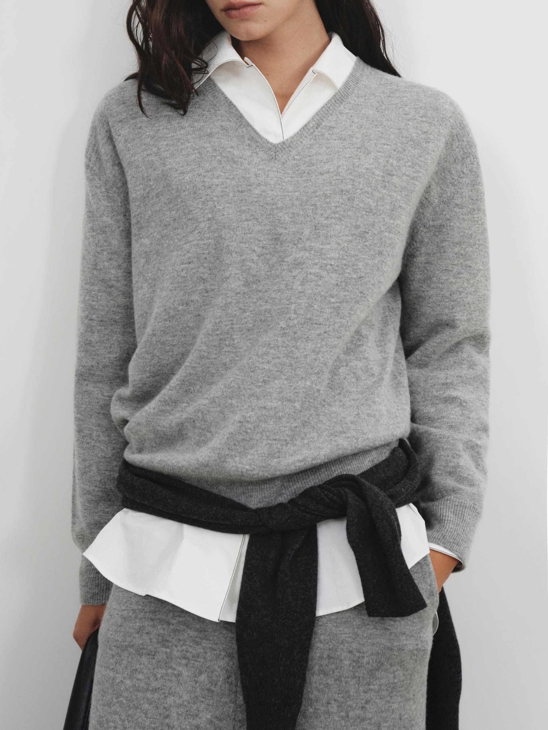 Standard V Neck Sweater in cashmere & wool_4 colors