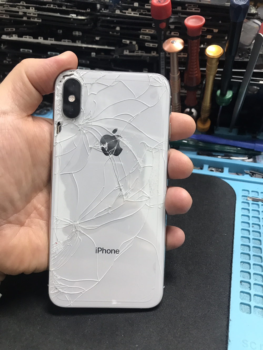 구로아이폰수리 눈 깜짝할 사이 수리 완료 : 인생이 즐거워지는 순간