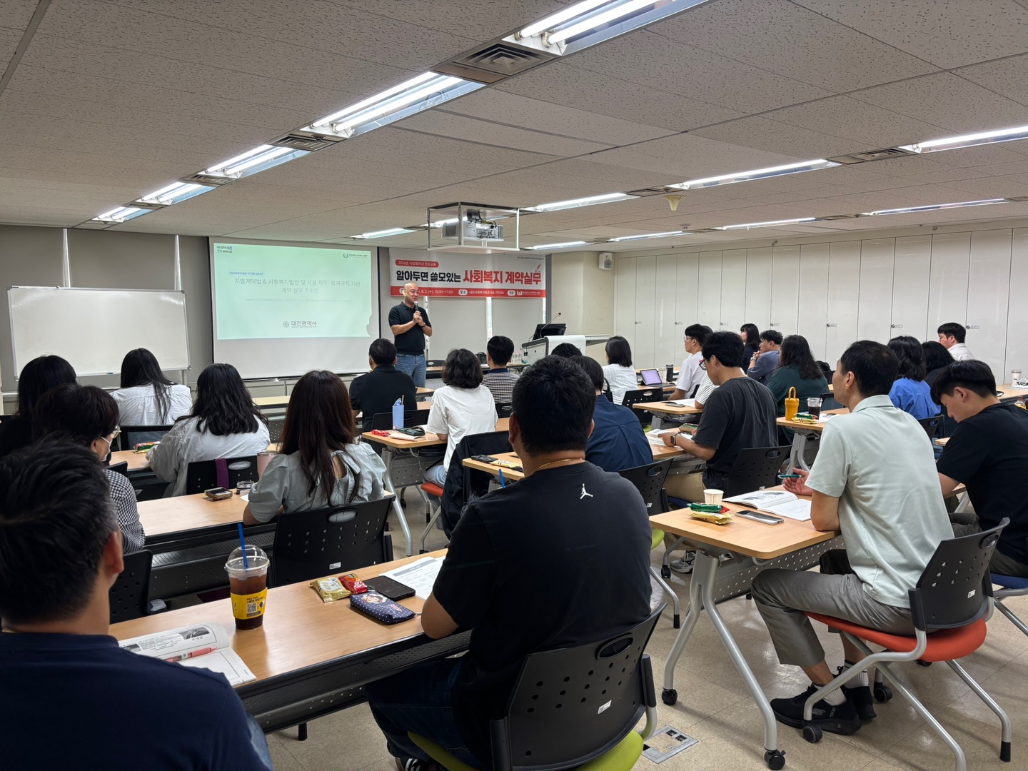 2eb193aff08d5.jpg