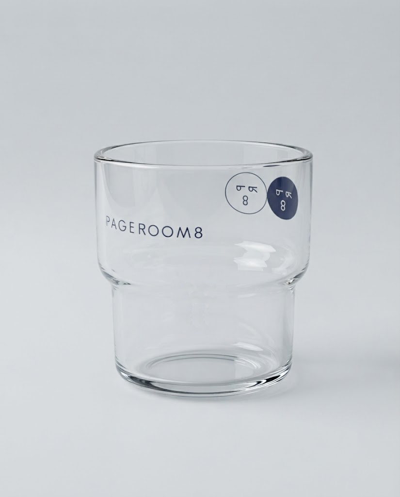 페이지룸8 - Milk Glass