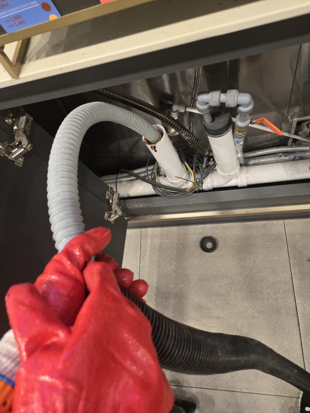 e05386ffc74e5.jpg