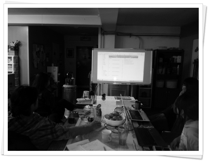 품 늬우스-사진-6-홈피논의.jpg