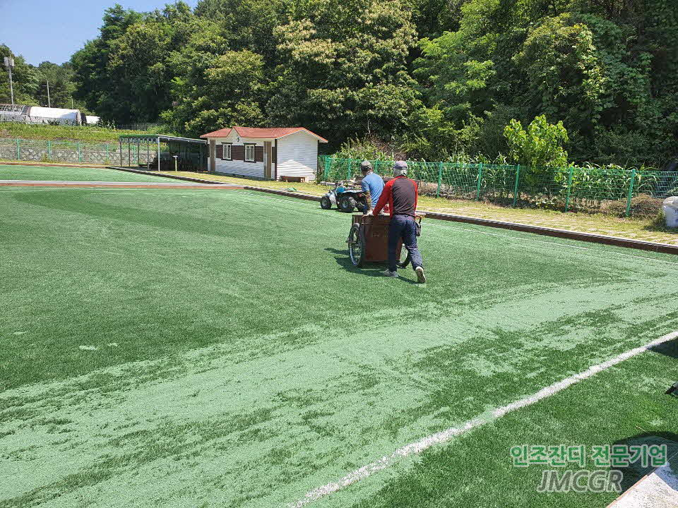 936ea269e8196.png