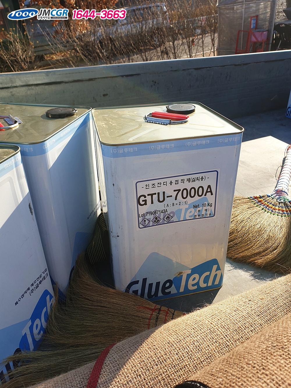 e2734cdd87ade.jpg