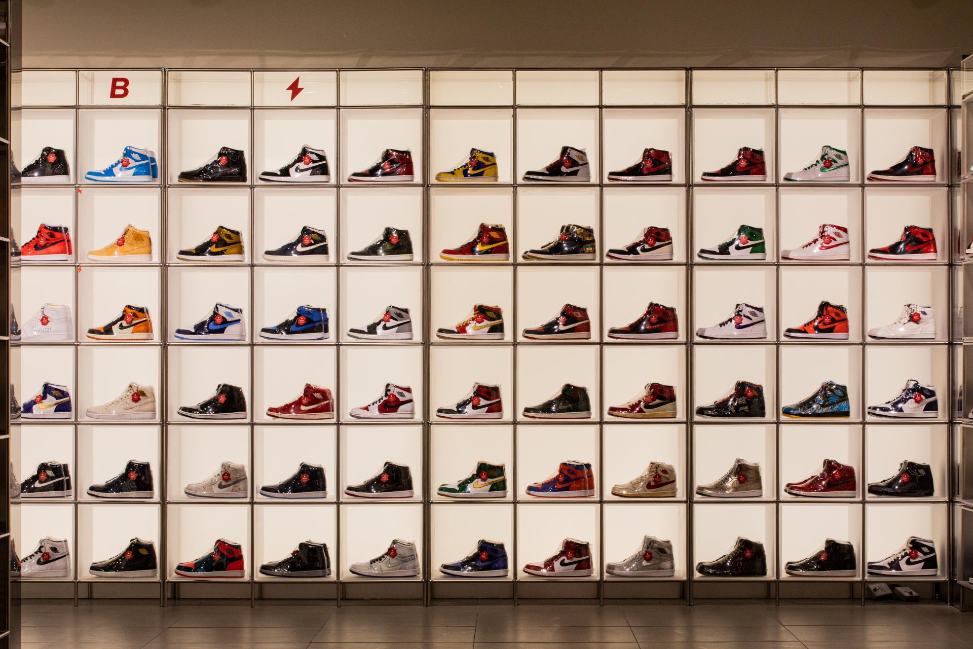 아트리어디자인스튜디오, 번개장터, 브그즈트랩