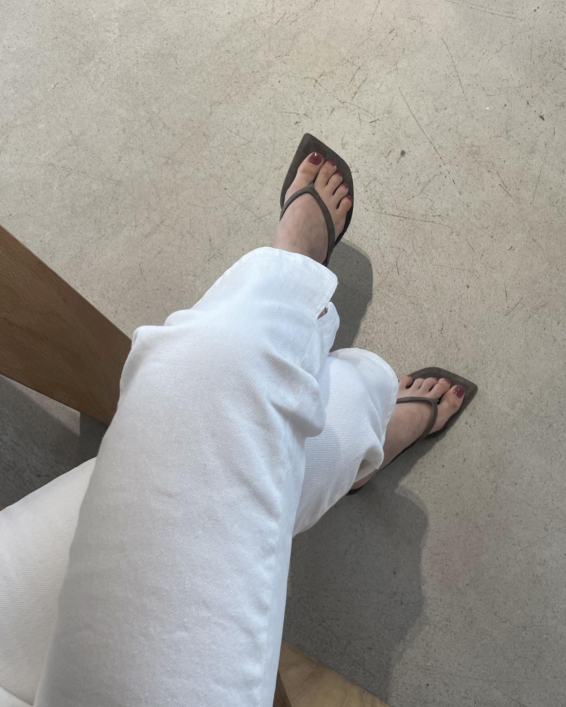 SELENE SLIM FLIP-FLOP_MUSHROOM GREY