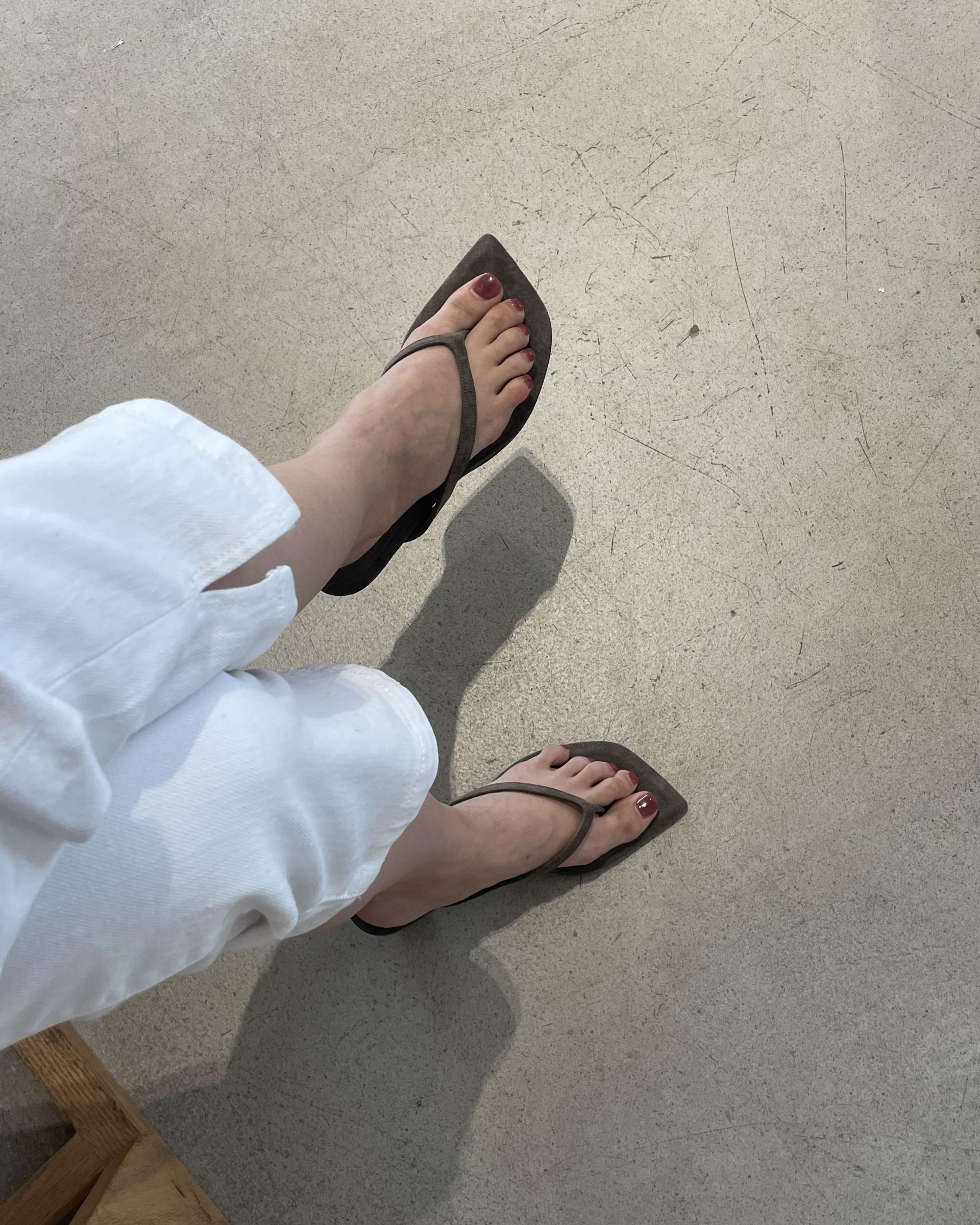 SELENE SLIM FLIP-FLOP_MUSHROOM GREY