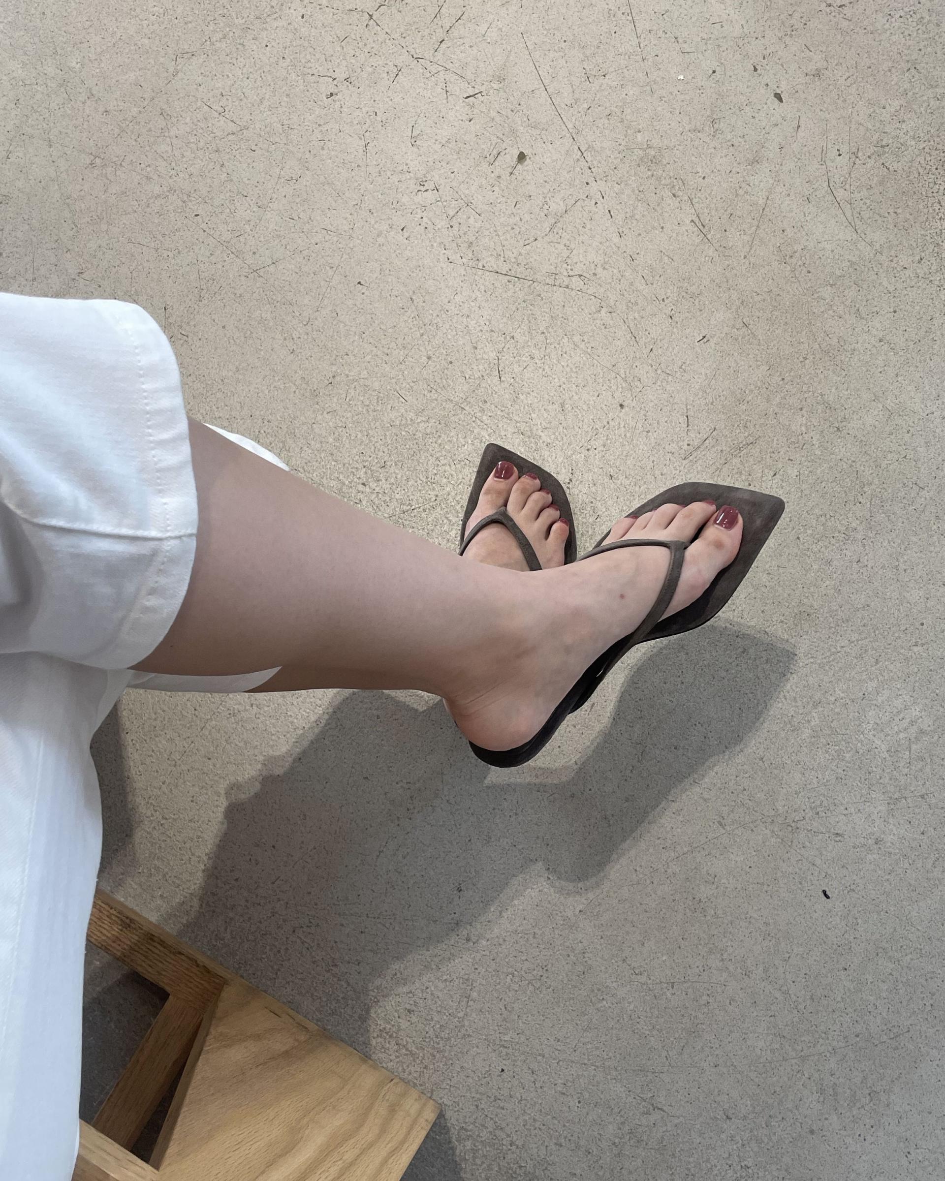 SELENE SLIM FLIP-FLOP_MUSHROOM GREY