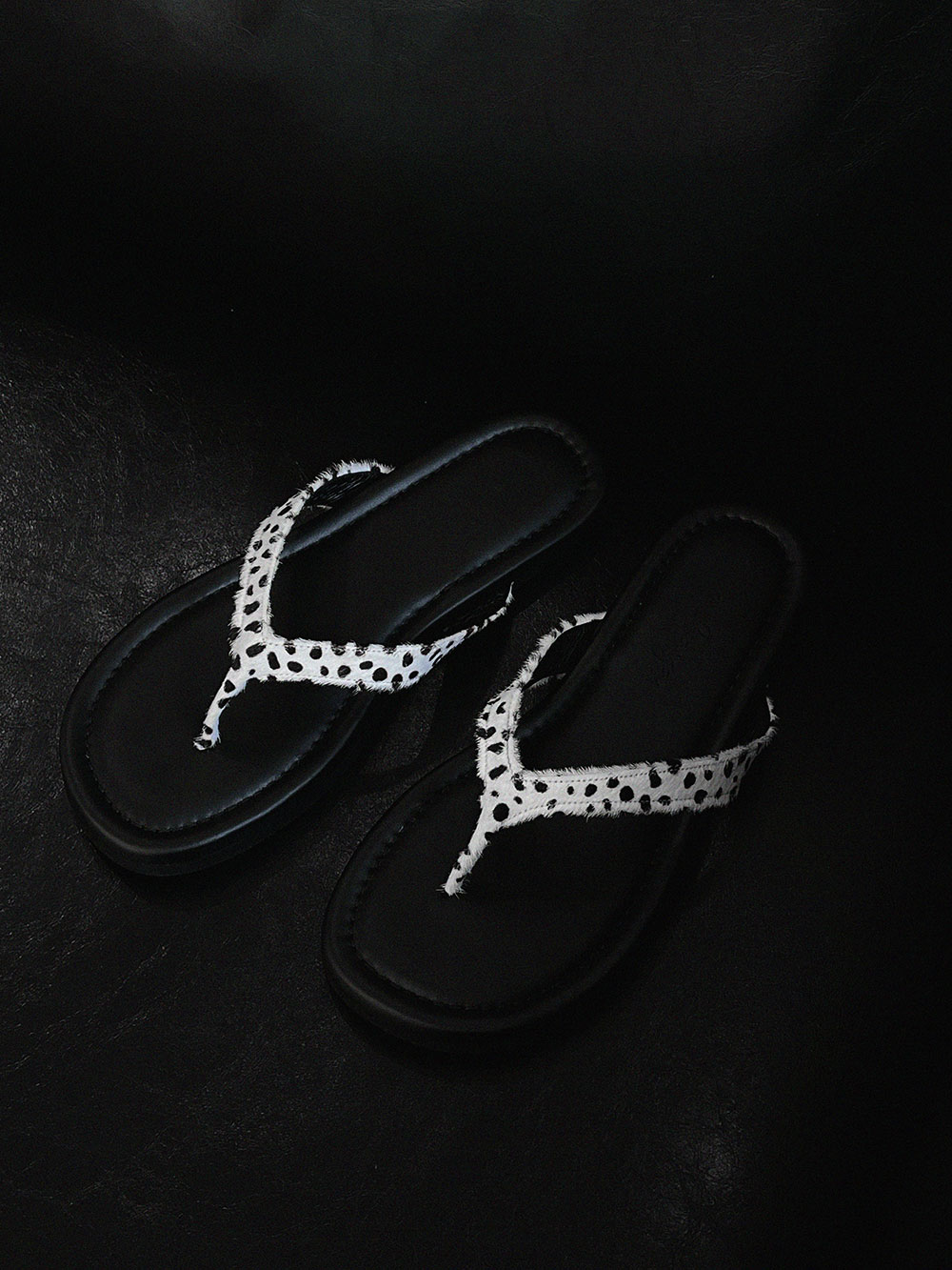 ESSENTIAL_03. FLIP-FLOP (2Colors)