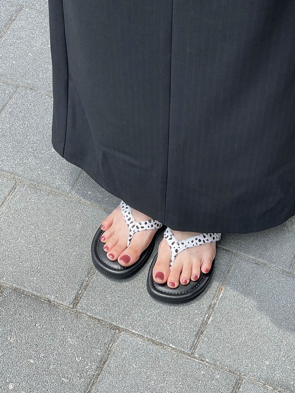 ESSENTIAL_03. FLIP-FLOP (2Colors)