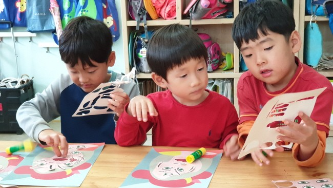 피카소 그림으로 작가 등용하기 : 루시키드 피카소 그림으로 작가 등용하기 : 루시키드