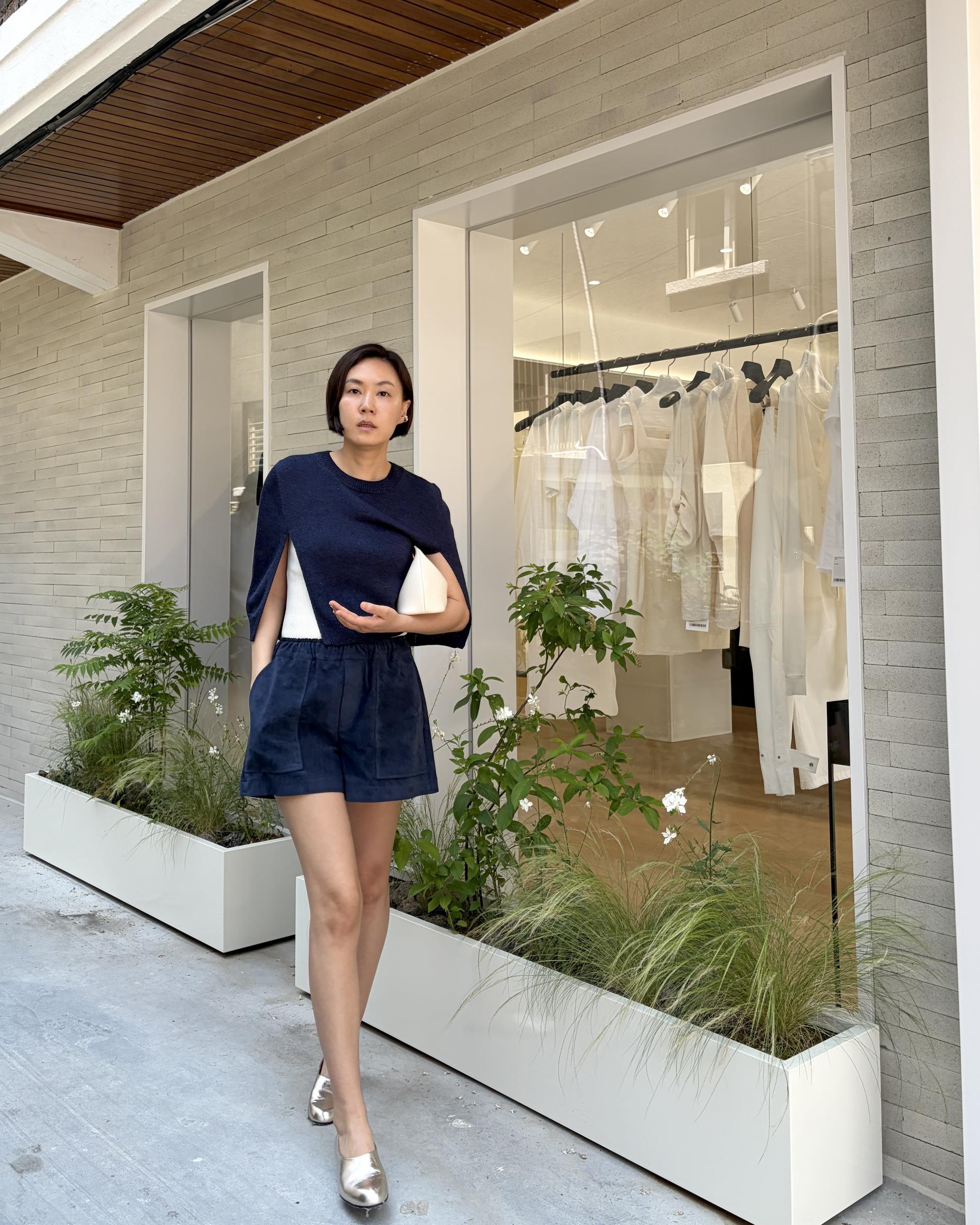 Slit Cape Silk Knit (2color)