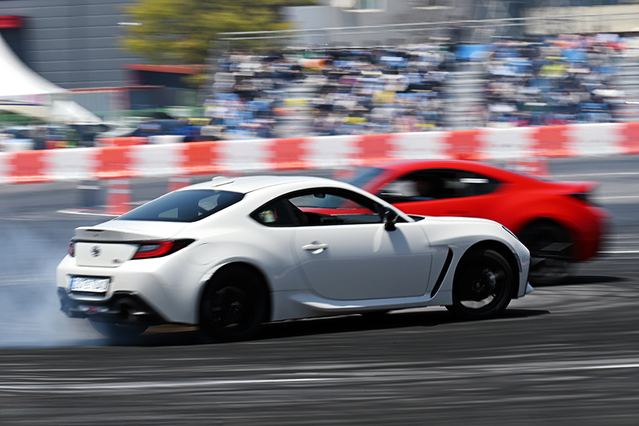 GR 86으로 펼쳐진 드리프트 쇼런. 사진 김학수 기자