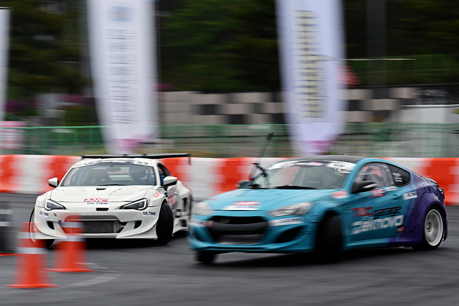 화려한 드리프트는 보령·AMC 국제 모터 페스티벌을 더욱 매력적으로 만들었다. 사진 김학수
