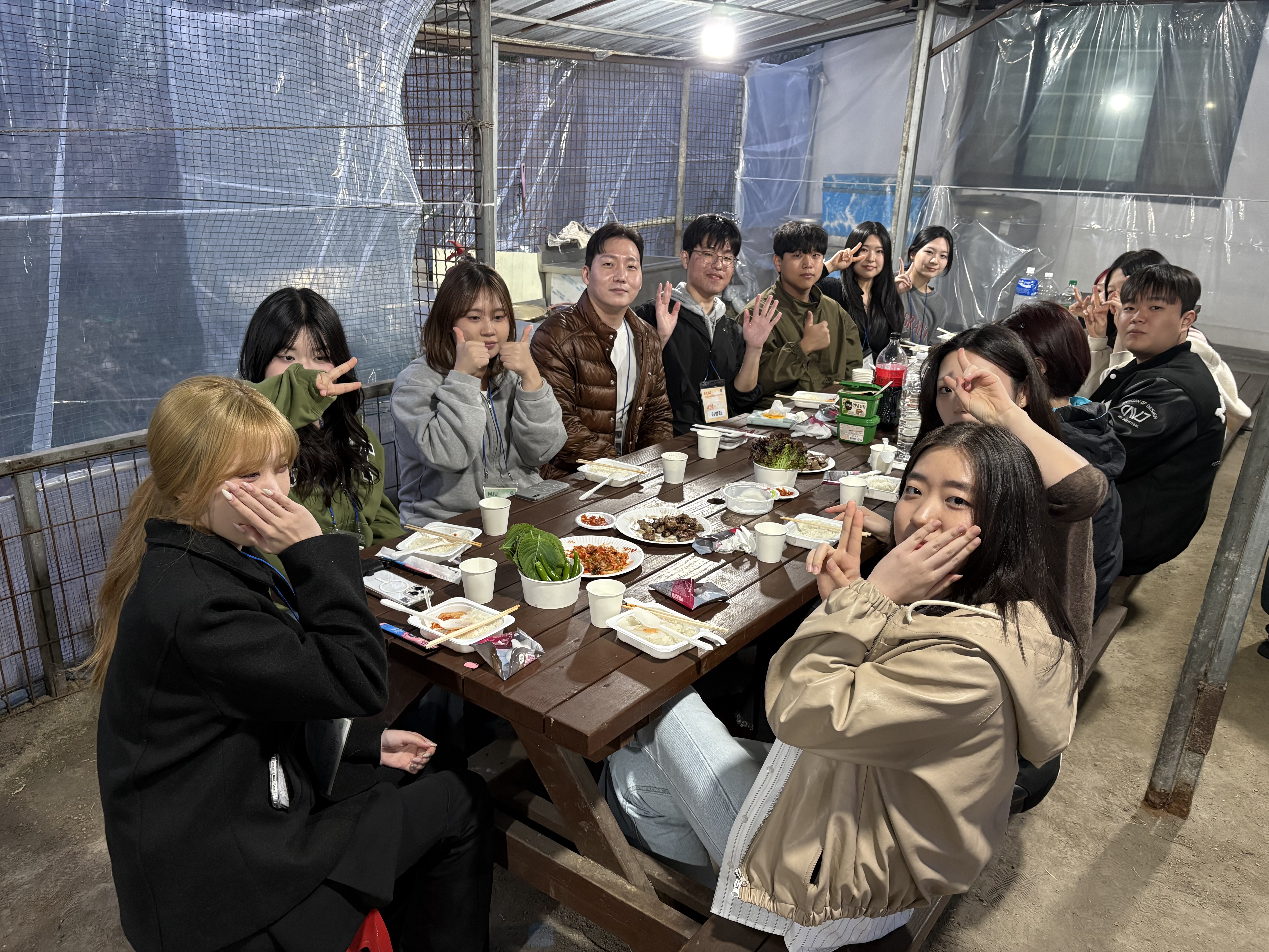 27cf1523a55fa.jpg